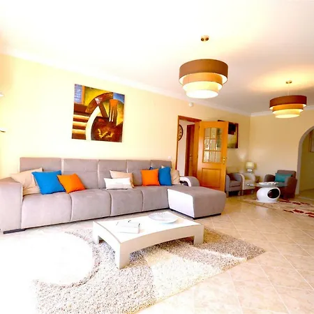 Villa Magnifique Et Spacieuse Avec Piscine Privative